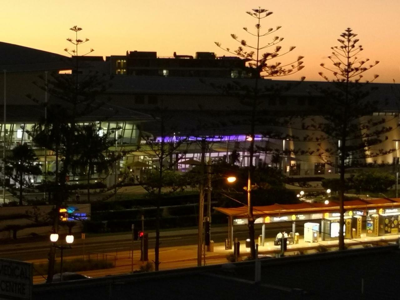 Broadbeach Gold Coast Exterior foto
